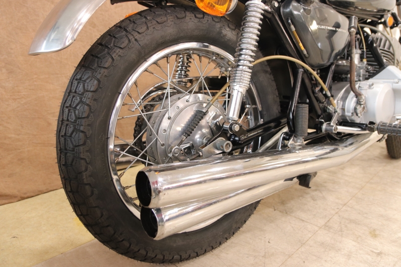 カワサキ 500SS(H1-KA) 希少なオリジナルPEACOCK GRAY 7