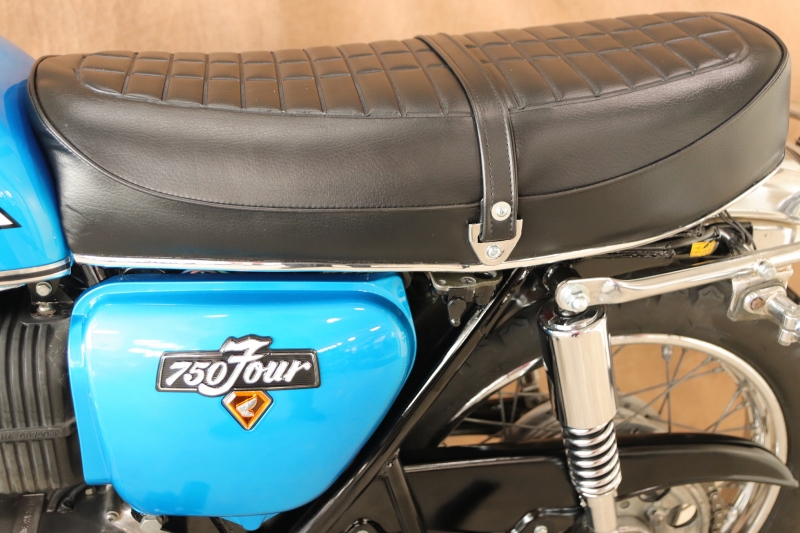 ホンダ CB750Four(K6) 東京本社 サファイアブルー 15