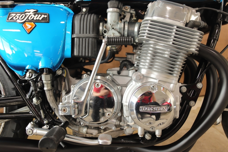 ホンダ CB750Four(K6) 東京本社 サファイアブルー 8