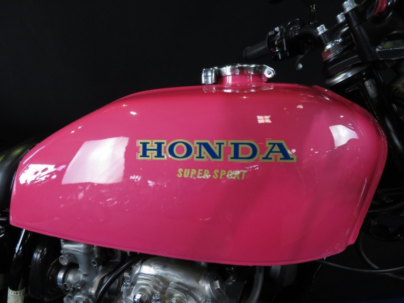 ホンダ CB400Four 人気の国内仕様! 5