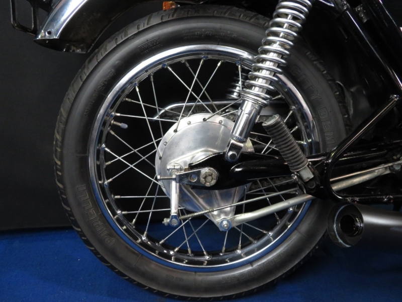ホンダ CB400Four 人気の国内仕様! 12