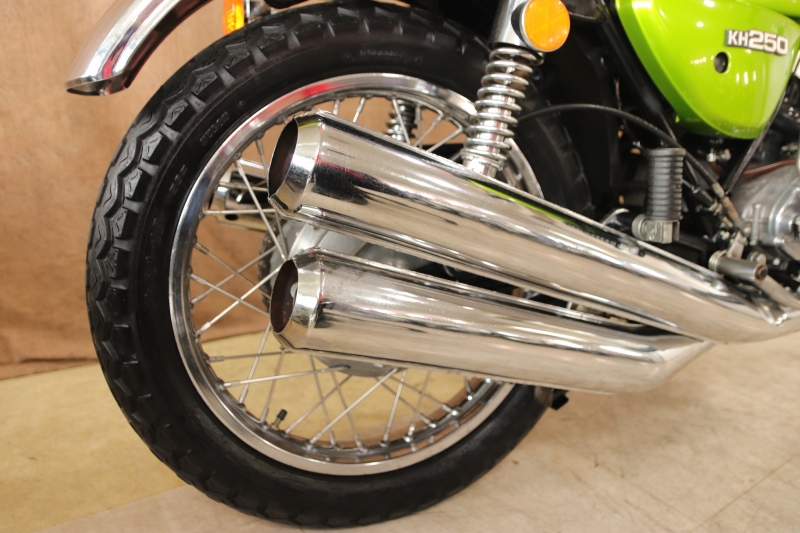 カワサキ KH250 東京本社 国内B3型 C.ライム 7