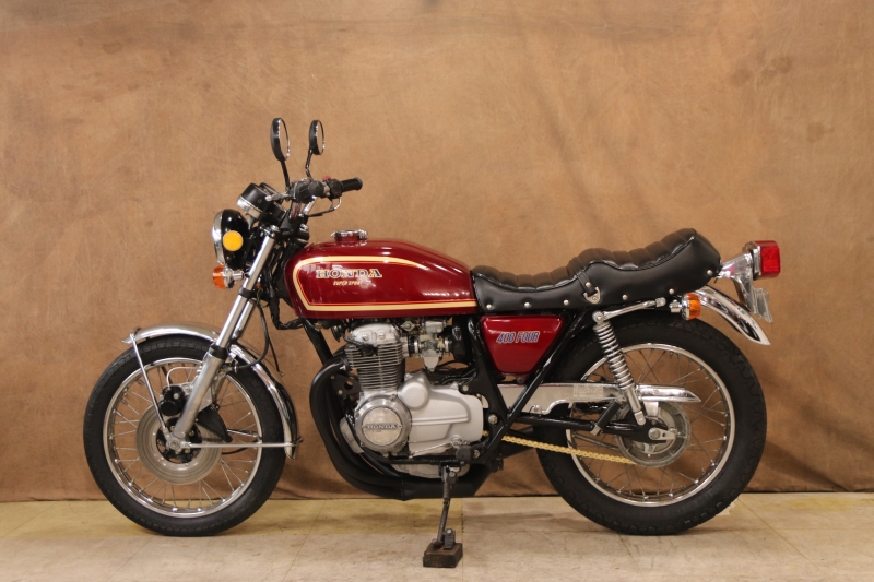 ホンダ CB400Four 東京本社  11