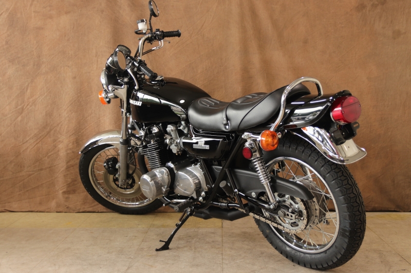 カワサキ KZ900 東京本社 BLACK仕様 18