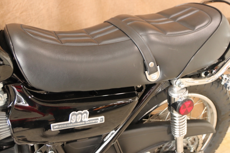 カワサキ KZ900 東京本社 BLACK仕様 14