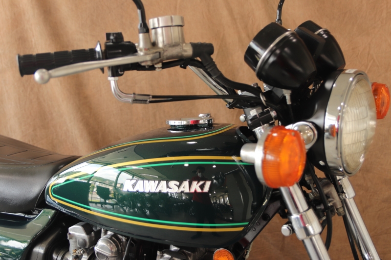 カワサキ KZ900 東京本社 ダイヤD.グリーン 2