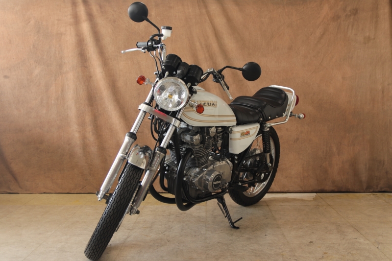 スズキ GS400 東京本社 PEARLWHIT E2カスタム 10