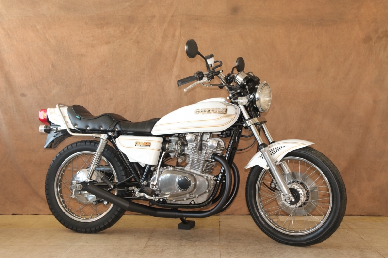 スズキ GS400 東京本社 PEARLWHITE E2カスタム 1