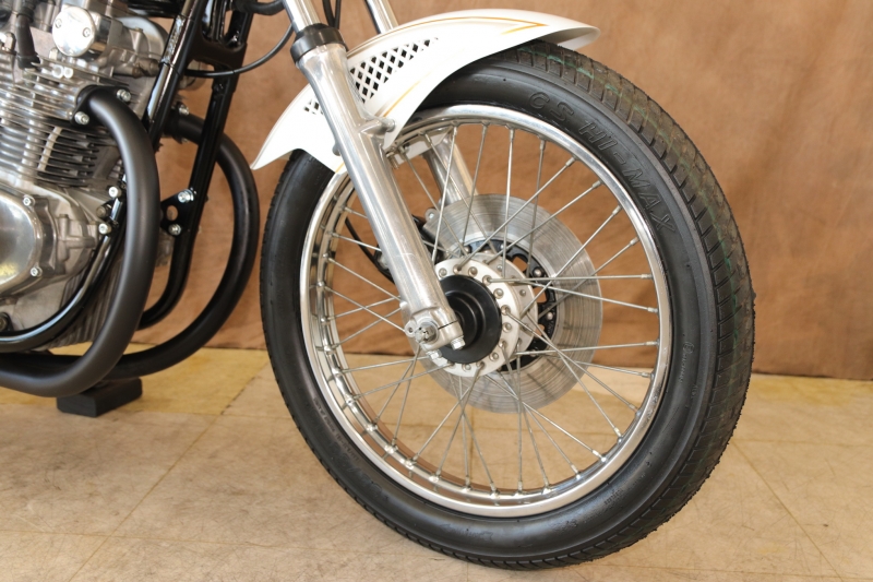 スズキ GS400 東京本社 PEARLWHITE E2カスタム 5