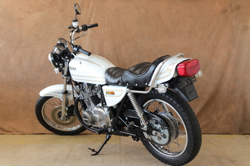 スズキ GS400 東京本社 PEARLWHITE E2カスタム 18