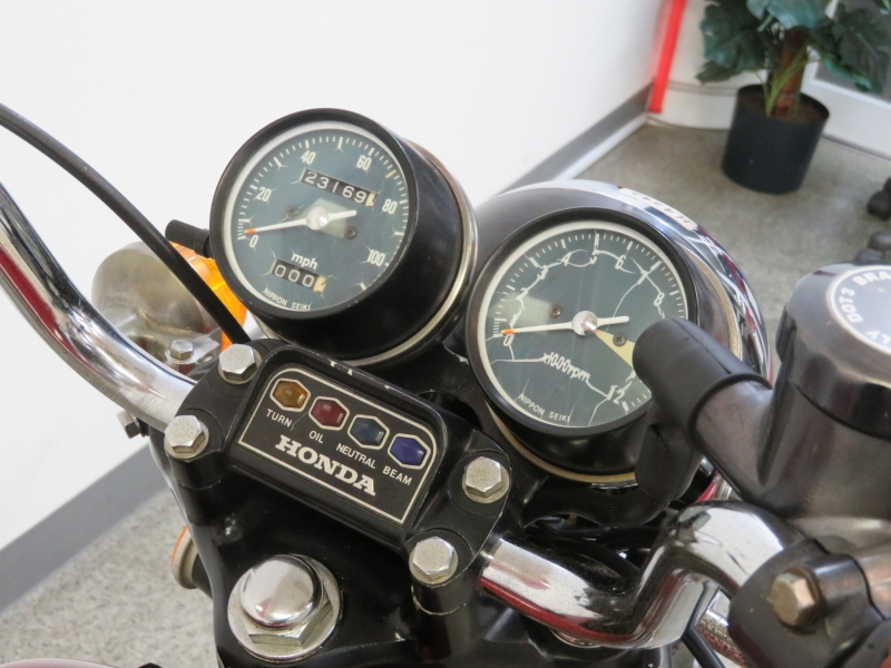 ホンダ CB350Four フルノーマル車 11