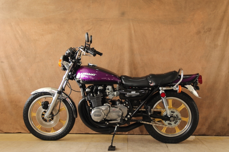 カワサキ KZ900 東京本社 LESTERキャスト 11