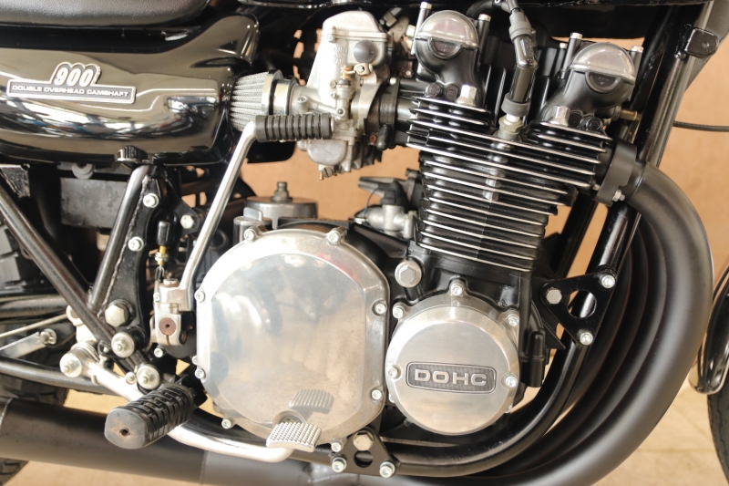 カワサキ KZ900 東京本社 LESTERキャスト 6