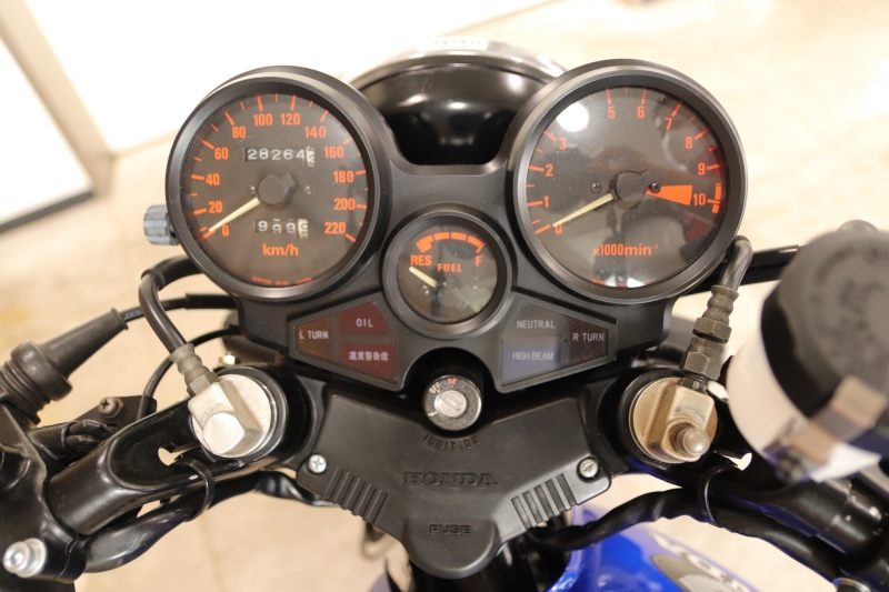 ホンダ CBX550F 東京本社 Ⅰ型トリコロール ヨシムラサイクロンマフラー 8