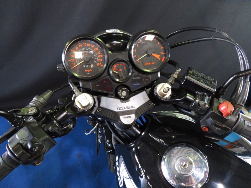 ホンダ CBX550F 2型外装 RPM管 26