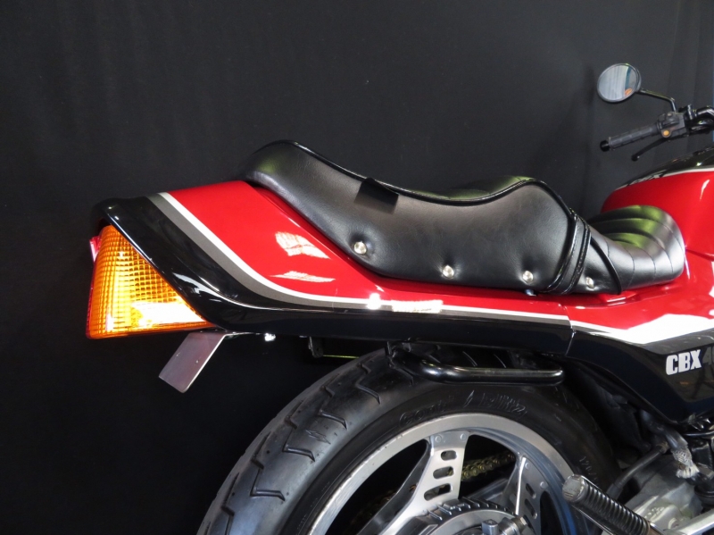 ホンダ CBX550F 2型外装 RPM管 13