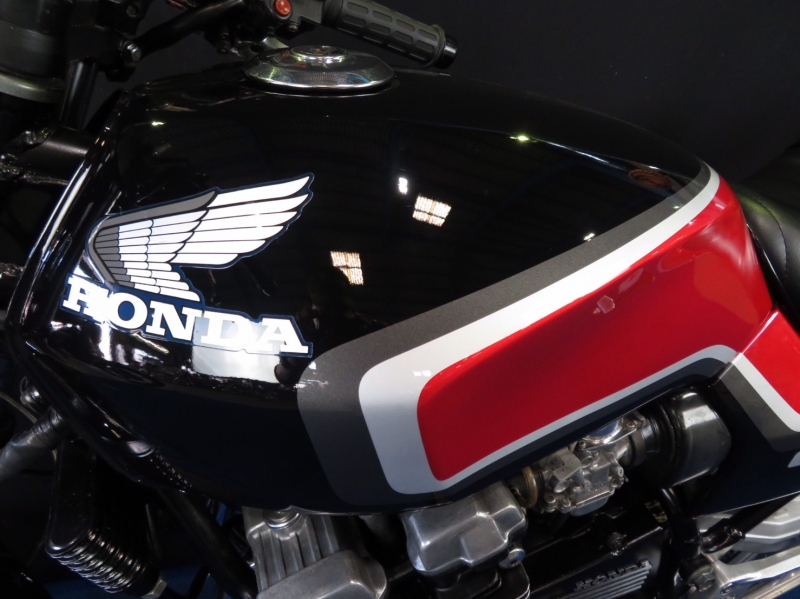 ホンダ CBX550F 2型外装 RPM管 18