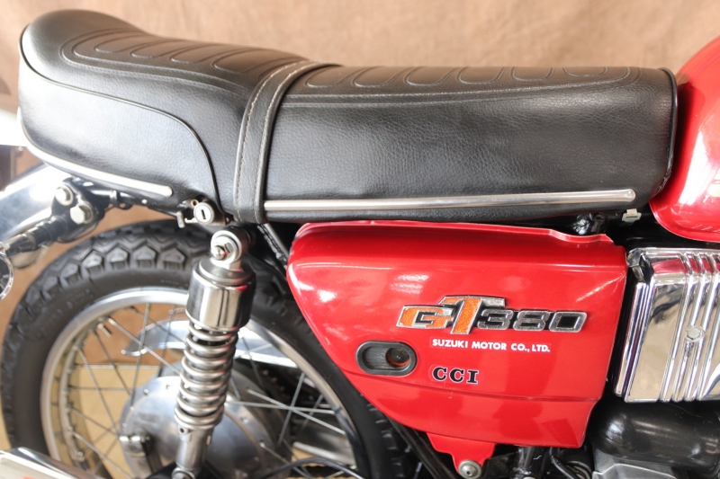 スズキ GT380 東京本店 B4 GYPSY RED 3