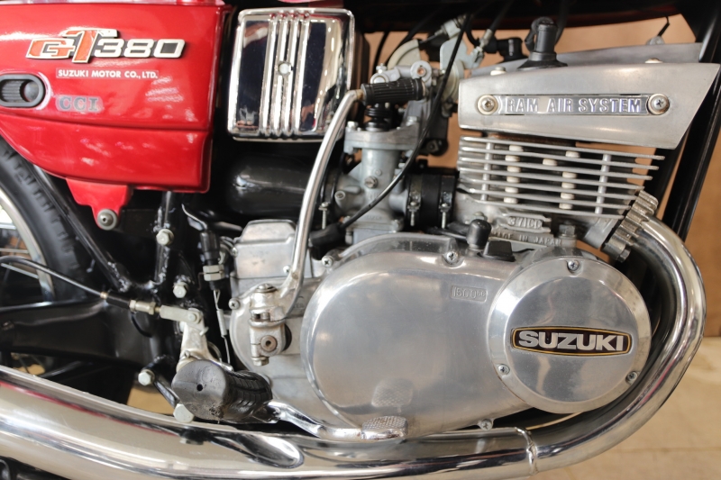 スズキ GT380 東京本店 B4 GYPSY RED 6