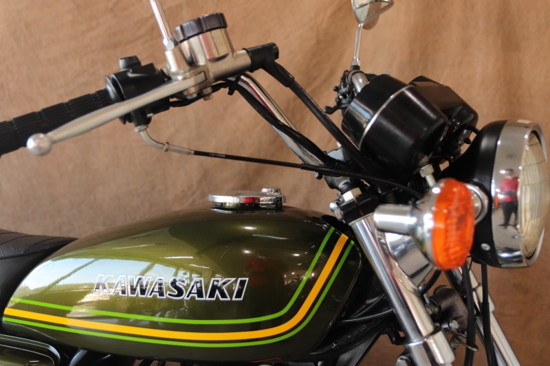 カワサキ KH400 東京本社 北米限定OLIVE ノーマル車 3
