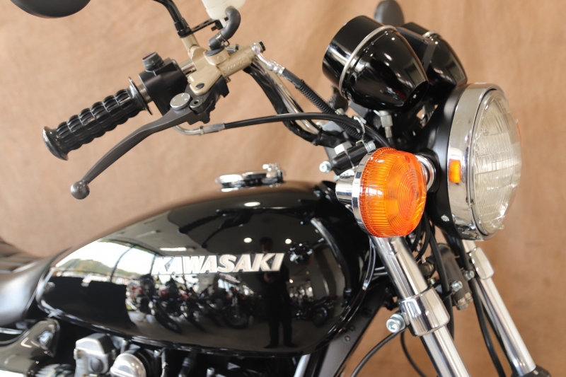 カワサキ KZ900 東京本社 LESTERキャスト+Wディスク改 2