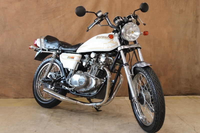 スズキ GS400 東京本社 PEARLWHIT E2カスタム 9