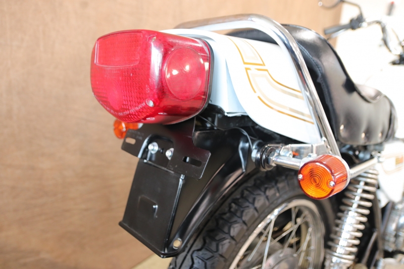 スズキ GS400 東京本社 PEARLWHIT E2カスタム 4