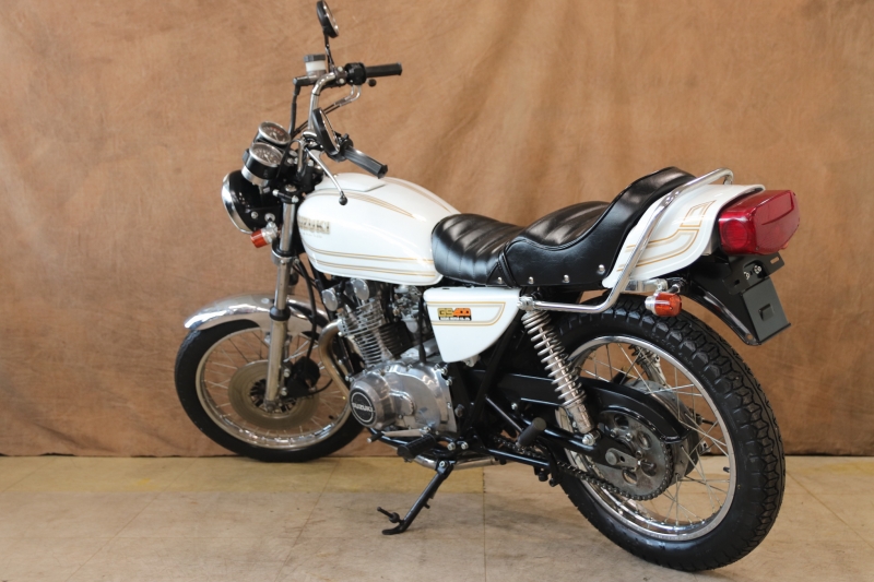 スズキ GS400 東京本社 PEARLWHIT E2カスタム 18