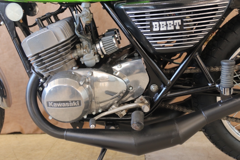 カワサキ KH250 東京本社 76年式B1型 ライムグリーンのケッチ 17