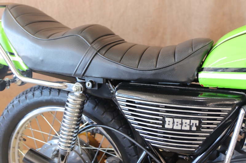 カワサキ KH250 東京本社 76年式B1型 ライムグリーンのケッチ 4