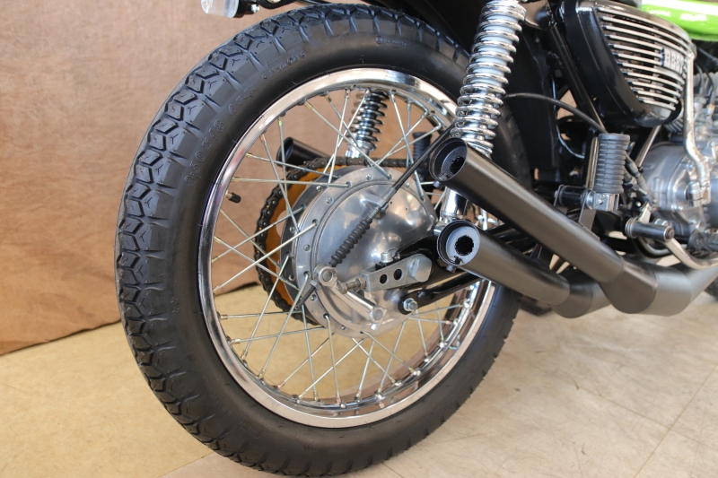 カワサキ KH250 東京本社 76年式B1型 ライムグリーンのケッチ 8