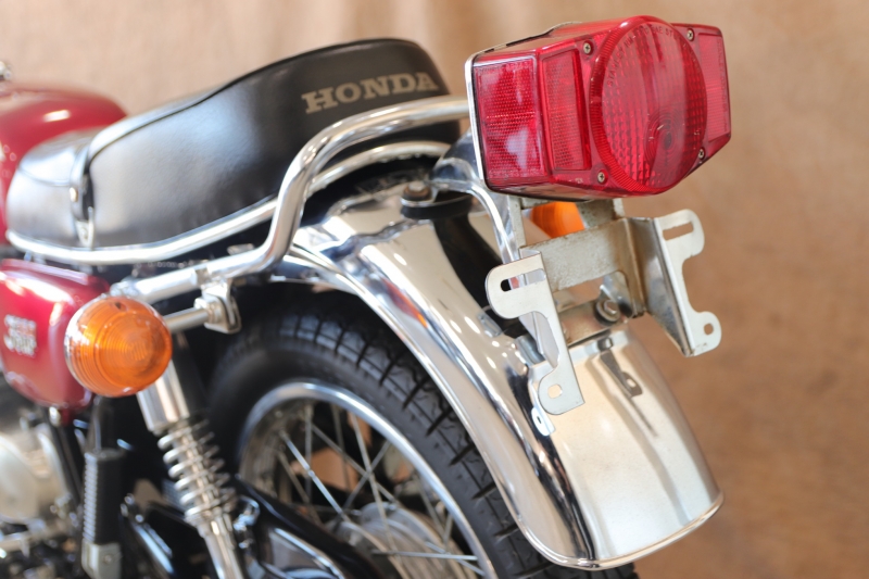 ホンダ CB350Four 東京本社 別格の美車 14