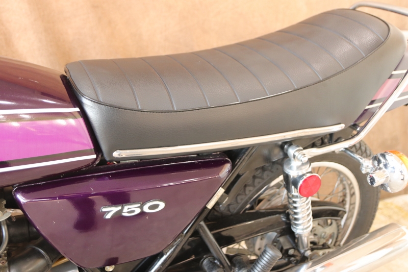カワサキ 750SS(H2C) 東京本社 オリジナルペイントの紫刀 14