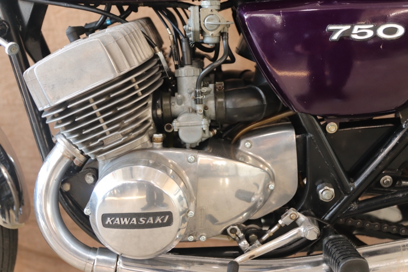 カワサキ 750SS(H2C) 東京本社 オリジナルペイントの紫刀 17