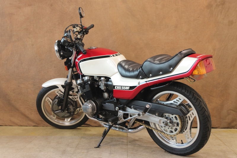CBX550F 東京本社 車検:令和4年10月付き｜SOLD OUT｜旧車・絶版バイク