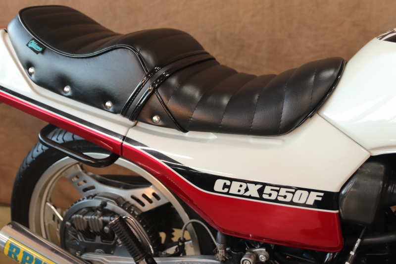 ホンダ CBX550F 東京本社 車検:令和4年10月付き 4