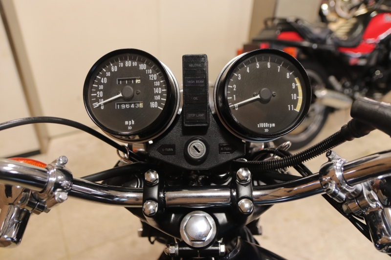 カワサキ KZ1000LTD 東京本社 B2 国内新規 9