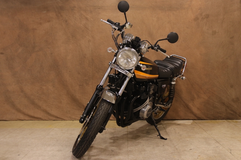 カワサキ Z400FX(E1) 東京本社 Wディスク+UEDAスイングアーム 10