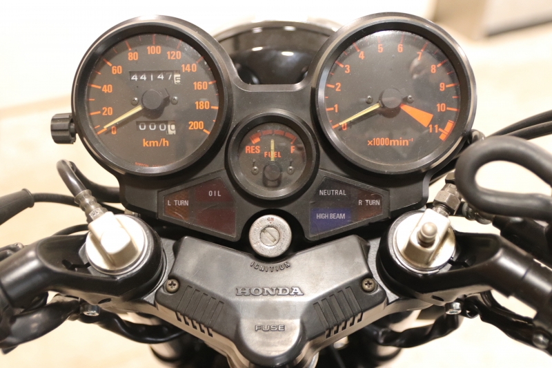 ホンダ CBX550F 東京本社 BEET外装 Ⅱ型カラー 9