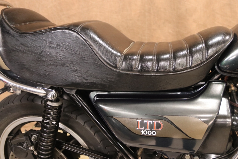 カワサキ KZ1000LTD 東京本社 B3角ヘッド(検付き)  3