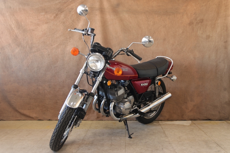 カワサキ KH250 東京本社 国内B2 キャンディーワインR. 11