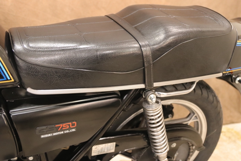 スズキ GS750E 東京本社 P. BLACK B. 14