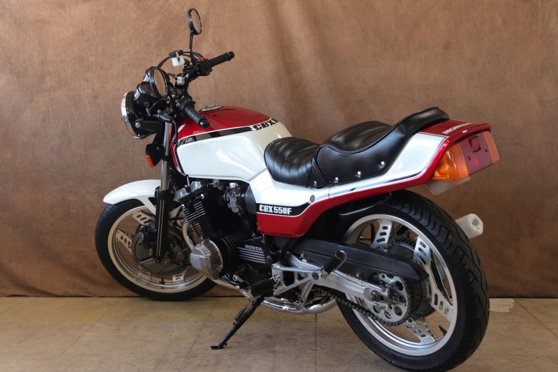 ホンダ CBX550F 東京本社 国内仕様外装 19