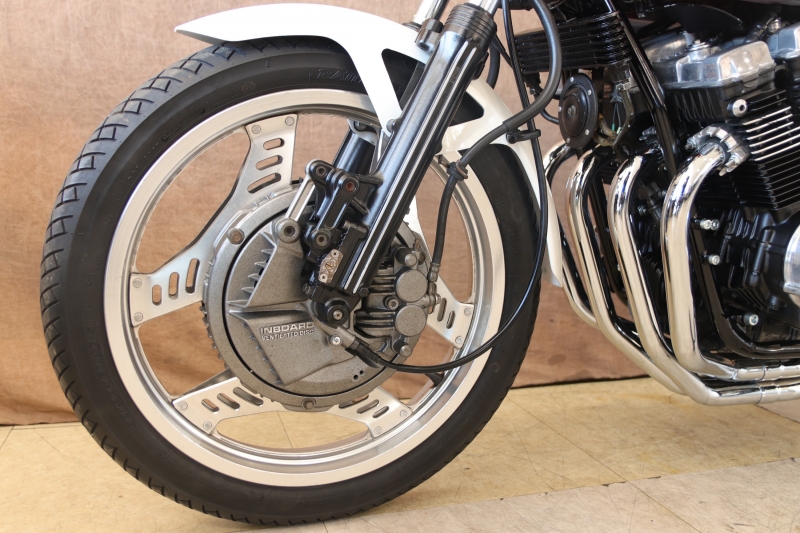 ホンダ CBX550F 東京本社 国内仕様外装 16