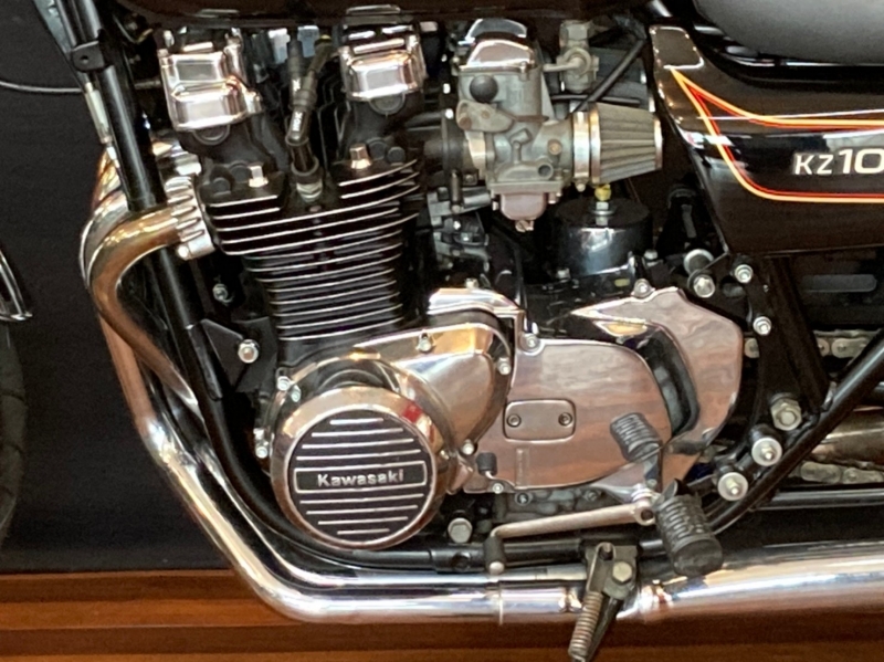 カワサキ KZ1000LTD 11