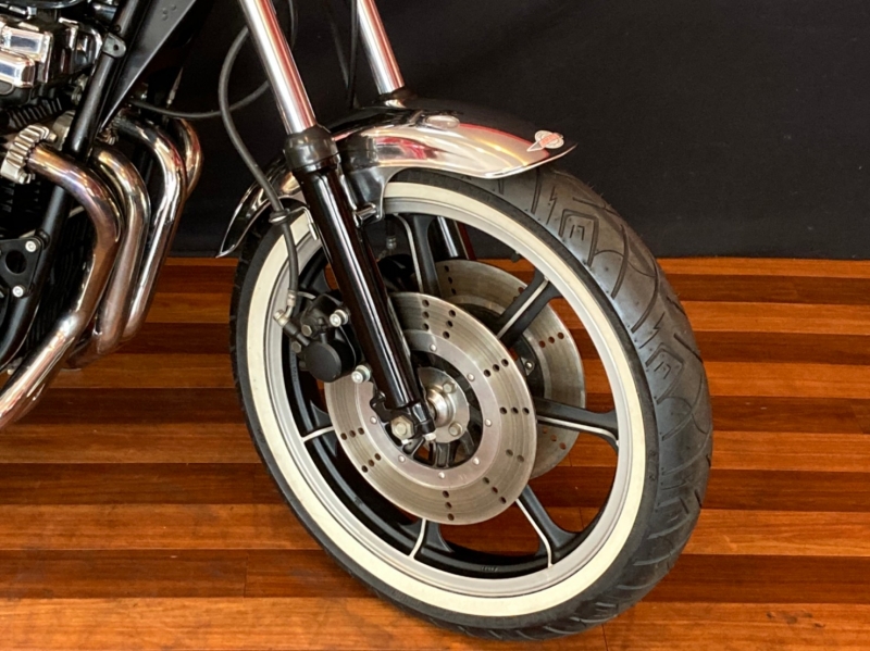 カワサキ KZ1000LTD 3