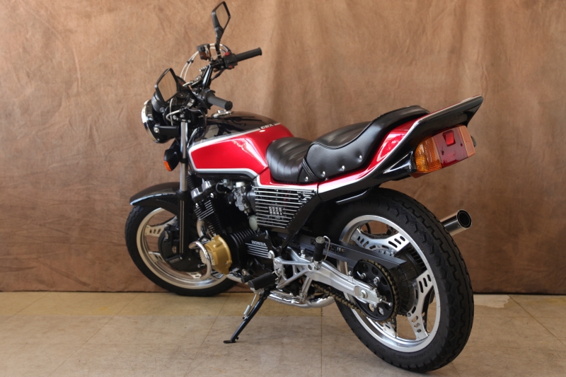 ホンダ CBX550F 東京本社 車検:令和4年9月付き 18