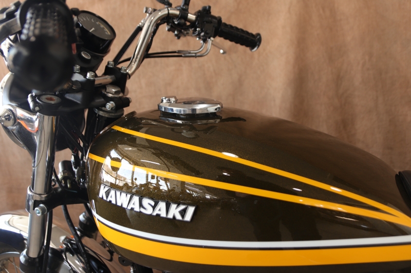 カワサキ KZ1000 東京本社 Wディスク仕様 12
