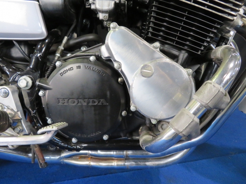 ホンダ CBX550F EURO限定カラー 8