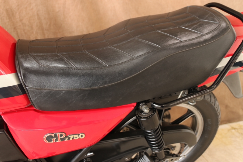 カワサキ Z750GP 東京本社 輸出モデル 純正キャブ仕様 13